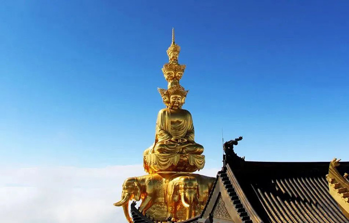 观察|云端朝山：普贤菩萨道场峨眉山震撼呈现